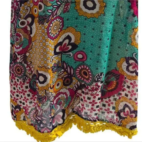 Umgee USA + Floral Patchwork V-Neck Tunic Top with Crochet Fringe Trim 1XL - Picture 3 of 8